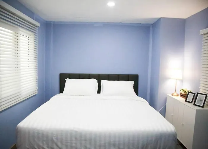 Near Bts Bearing Skytrain- Homey Living Townhome - 4 Bedrooms Bangkok